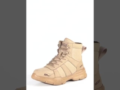 警備 作業 の ブーツ