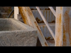 警備 作業 の ブーツ